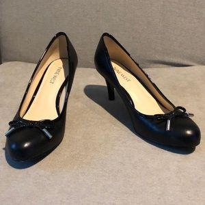 Nine West Leather Sweetie Pumps with leather bows
